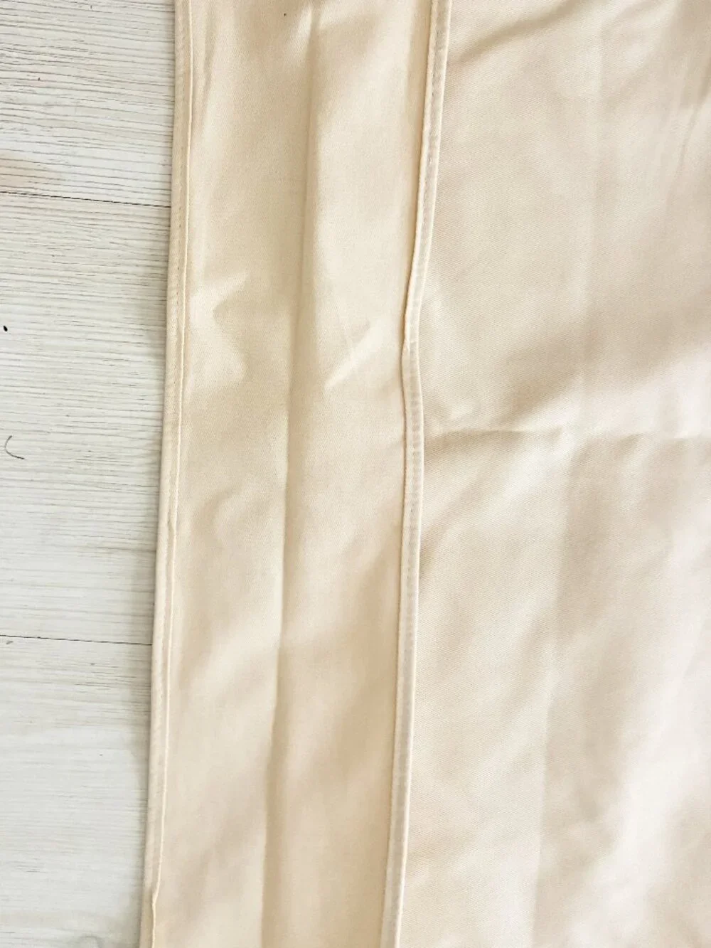 Authentic Louis Vuitton Cream Gusseted Garment Bag Cover 47.5”x23” Very Clean